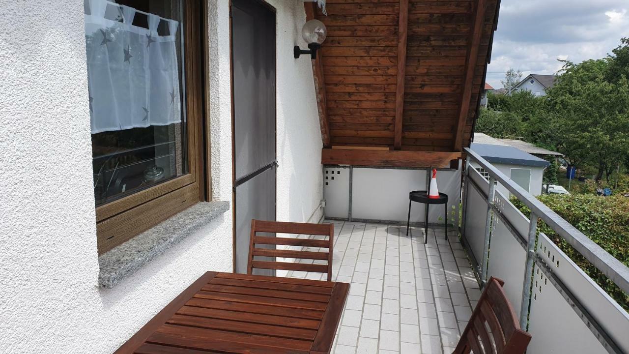 Ferienappartement Gruener Elch Rheinhausen Bagian luar foto